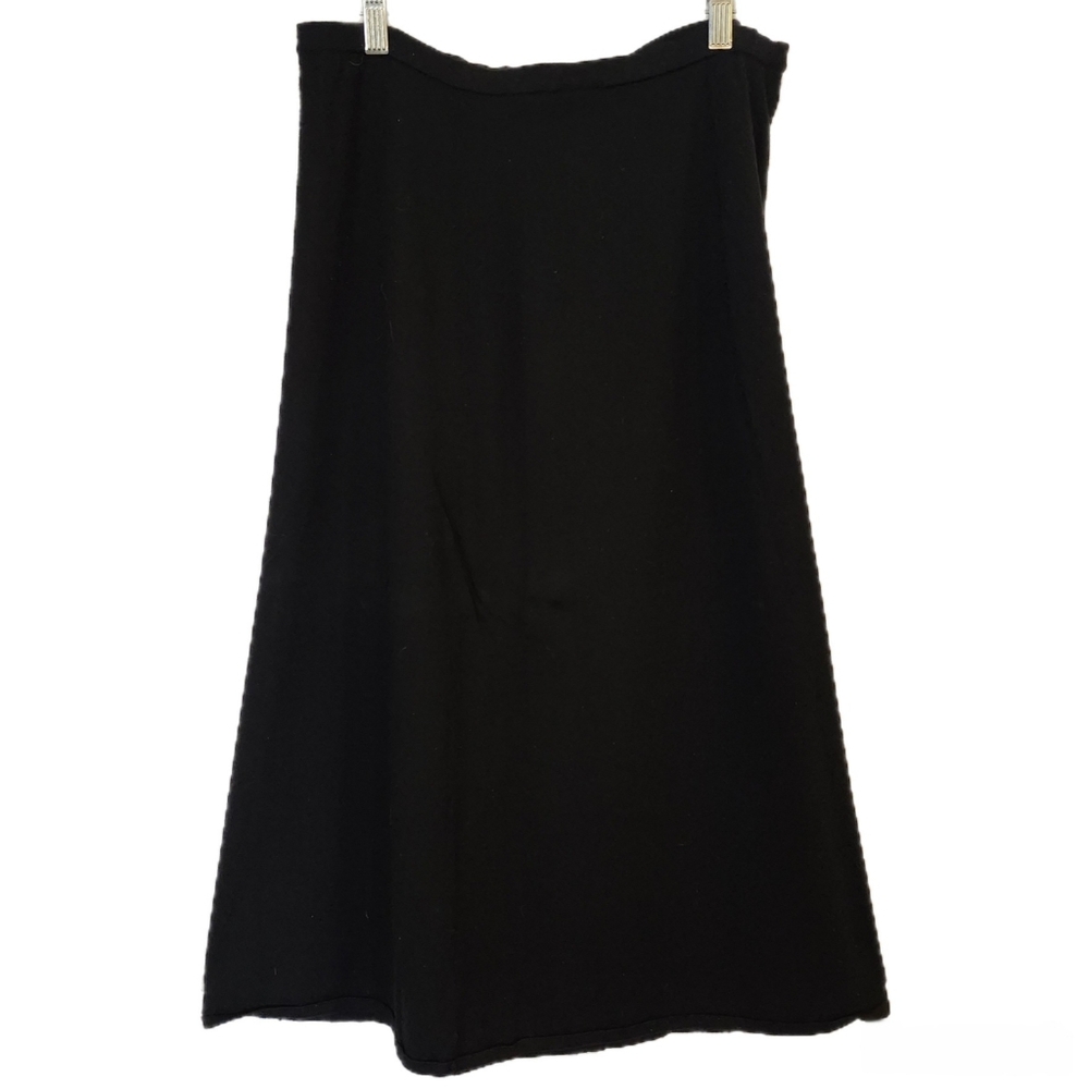 Jones Wear Black Knit Skirt
